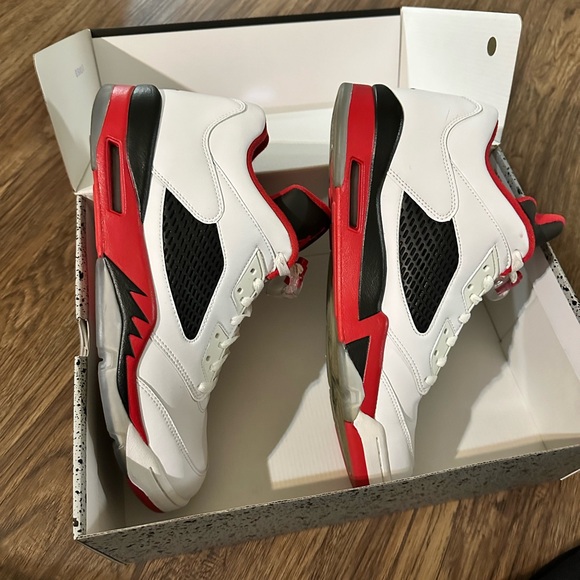 Air Jordan 5 Retro Low - Picture 1 of 9